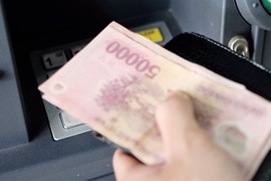 Bảo mật ngân hàng, lạc hậu cách làm